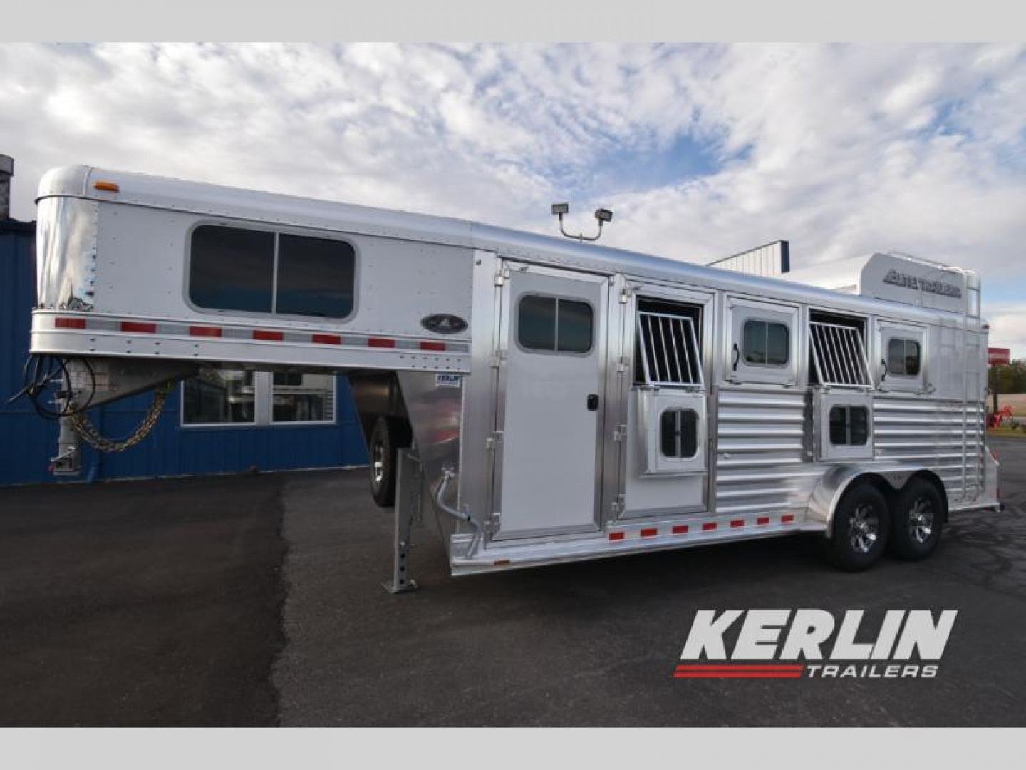 New 2026 Elite Mustang 4 Horse Mustang