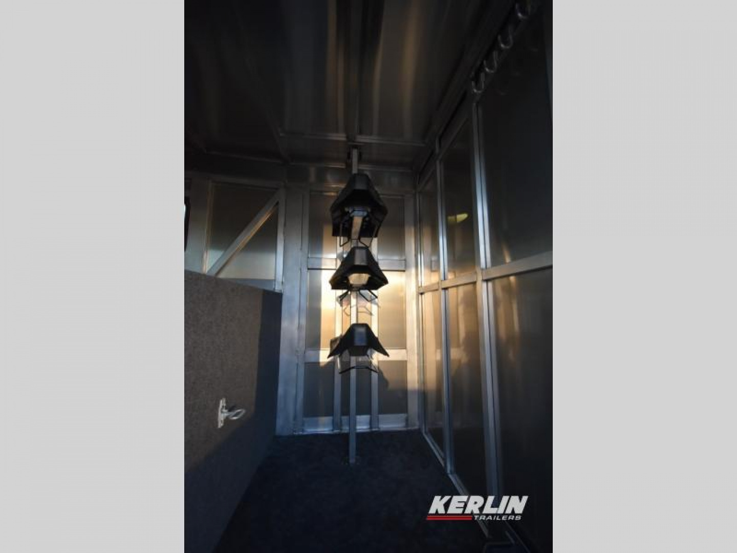 New 2027 Merhow Trailers 2+1 Horse Trailer