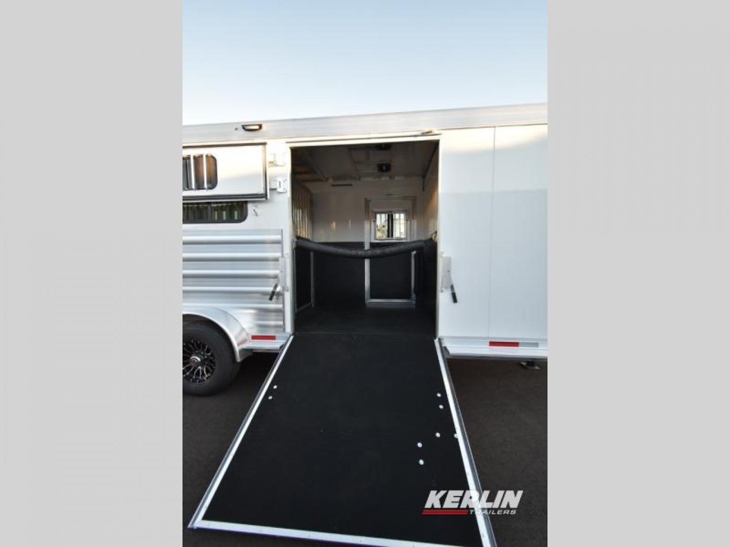 New 2027 Merhow Trailers 2+1 Horse Trailer