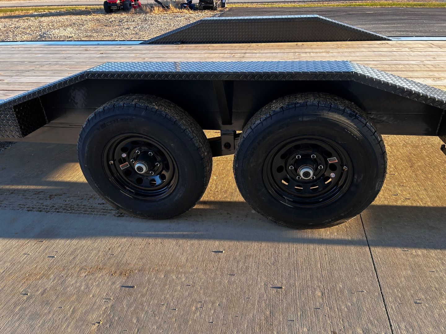 New 2026 MAXXD 102"X22' H5X CAR HAULER 9.9K GVWR DRIVE-OVER FENDERS Car / Racing Trailer