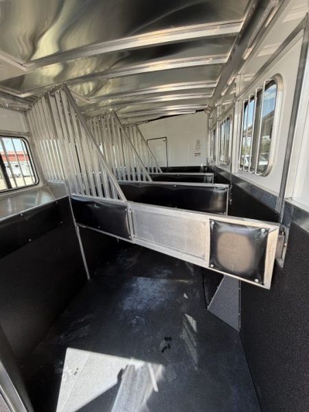 Used 2022 Sundowner Trailers Santa Fe 6905 4H