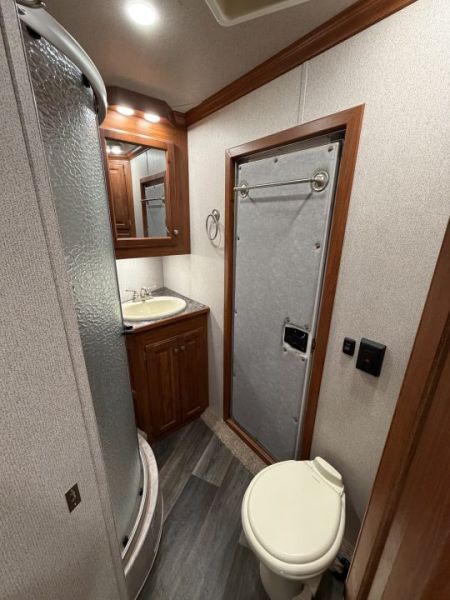 Used 2022 Sundowner Trailers Santa Fe 6905 4H