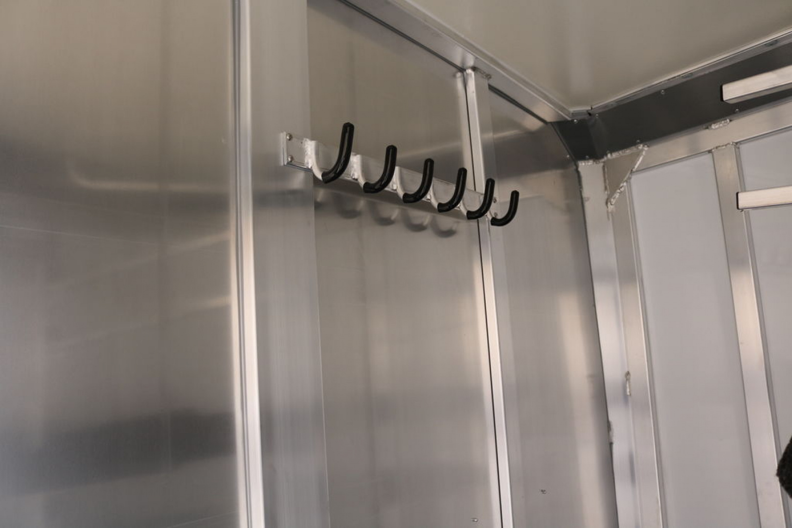 New 2024 Hart Trailer solution 3 h bp