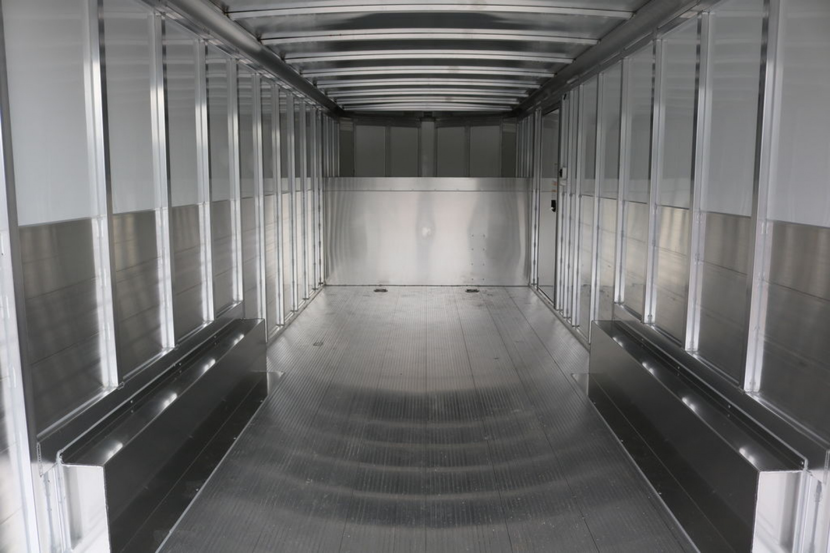 New 2025 Sundowner Trailers Cargo Workhorse Gooseneck 24'
