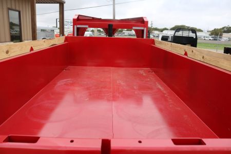 New 2026 Diamond C Trailers LPT207