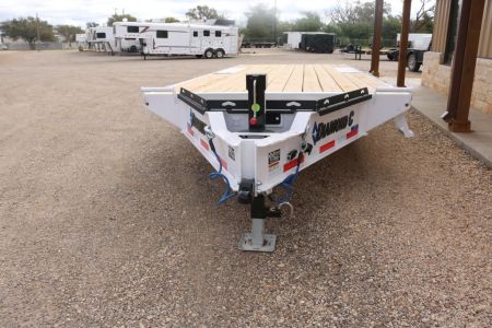 New 2026 Diamond C Trailers DEC207