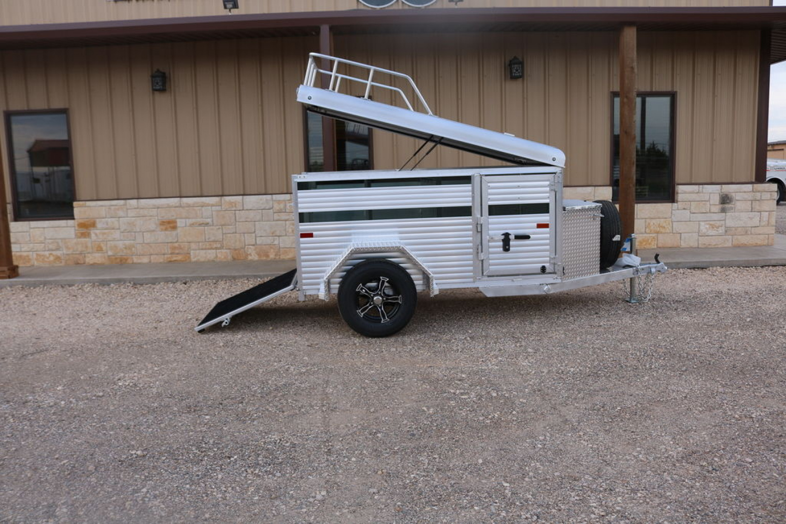 New 2025 Sundowner Trailers MINI STOCK