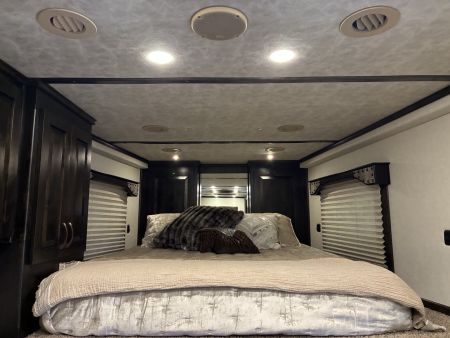 New 2026 Cimarron Trailers 3 Horse 10' 8" Trail Boss Conversions Living Quarters Horse Trailer