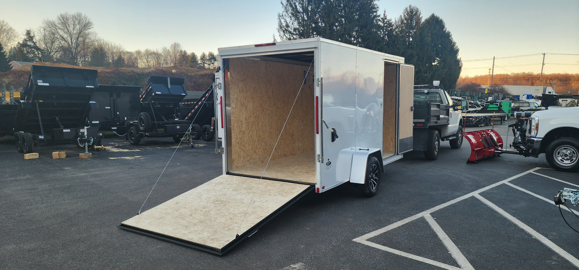 New 6 x 12 Look ST DLX Cargo 3k w/ Aluminum Wheels