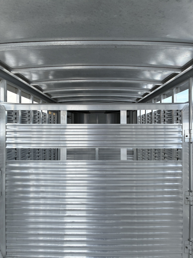 Used 2006 Exiss Trailers 20' Stock Trailer Stock / Stock Combo Trailer