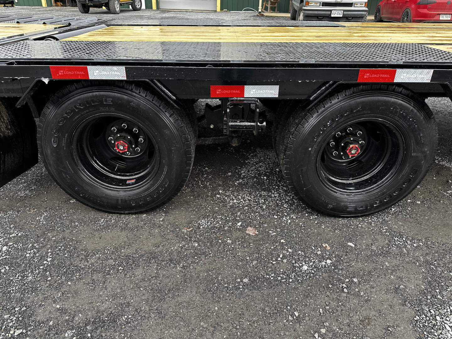New 2026 Load Trail 30' Tandem Low-Pro Gooseneck w/Hyd. Dove Equipment Trailer