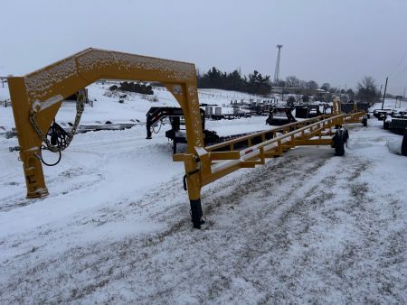 New 2026 HAY BUS 37' 7 ROUND BALE INLINE HAULER Equipment Trailer