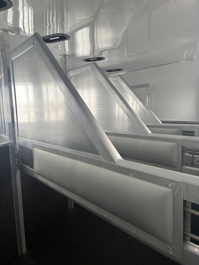 New 2026 SMC 4H 13' LQ Horse Trailer