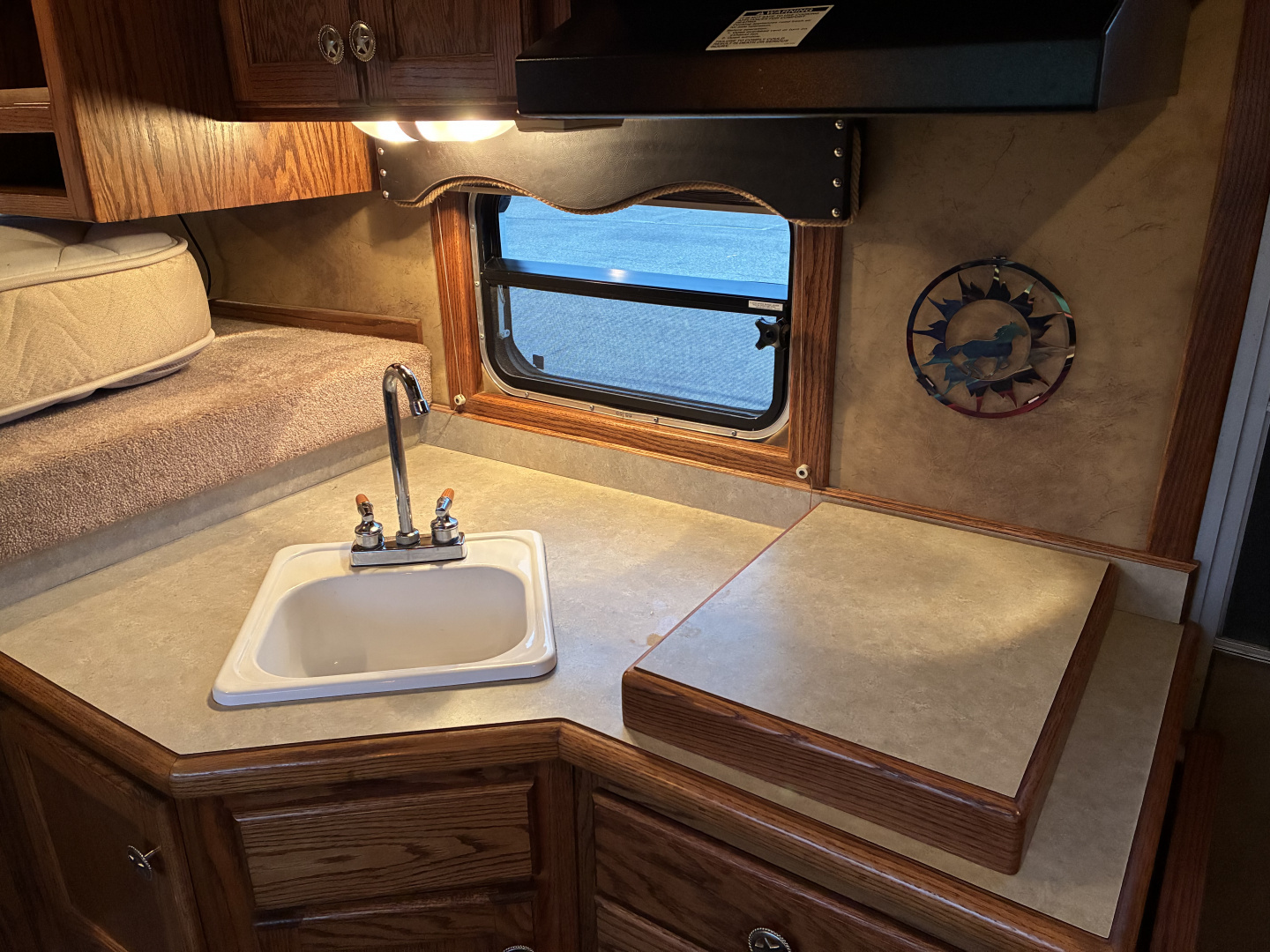 Used 2007 Cimarron 2H 11' LQ Horse Trailer
