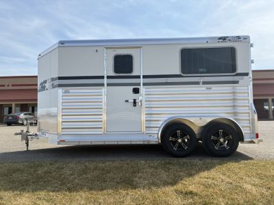 New 2027 4-Star 2H Straight Load Bumper Pull Horse Trailer