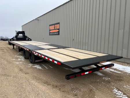 New 2026 Midsota 36' Gooseneck Hydraulic Tail Flatbed Trailer