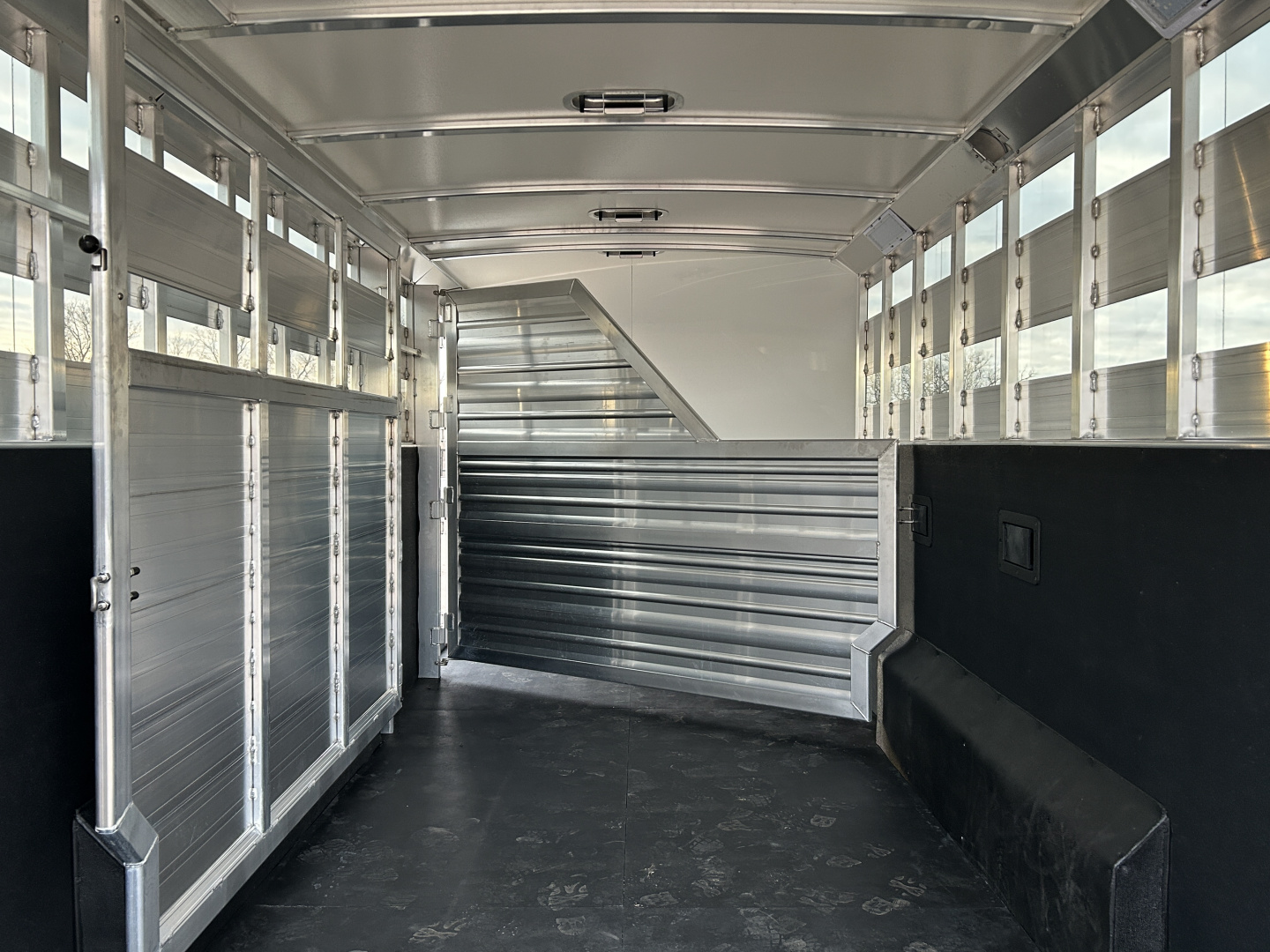 New 2026 Cimarron Lonestar Stock / Stock Combo Trailer
