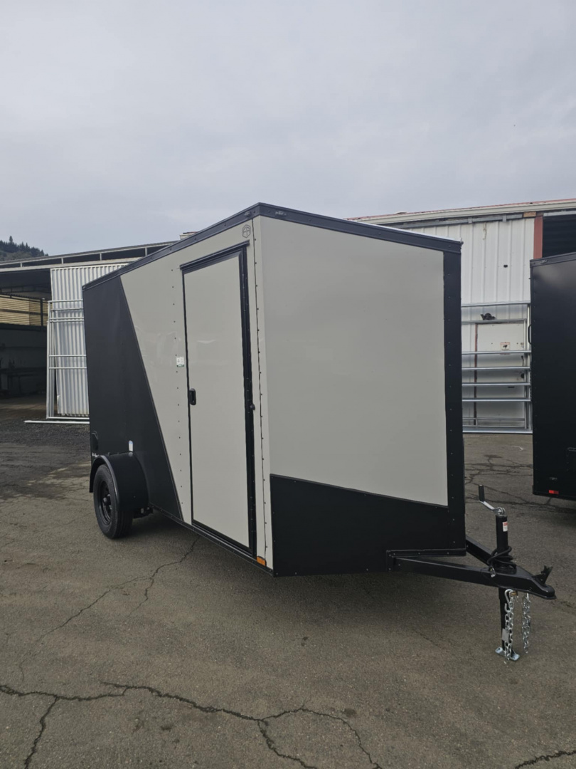 New SALE! ENCLOSED CARGO 2026 Continental VHW612SA 3500 GVWR BLACK PACKAGE LOADED RAMP