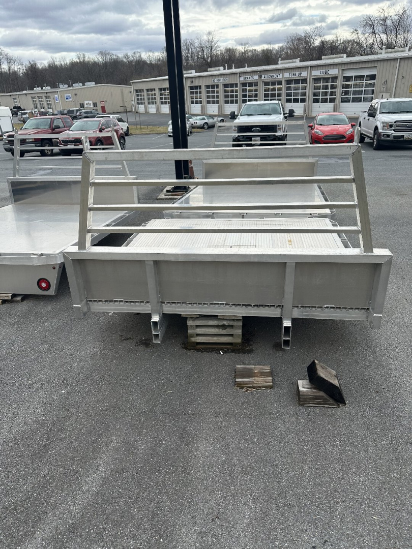 2016 Extreme Manufacturing Truck photo 2