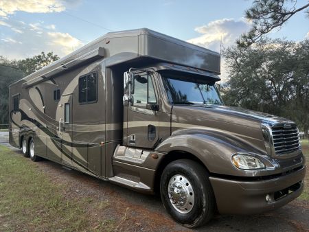 Used 2007 NRC 45' Motorcoach