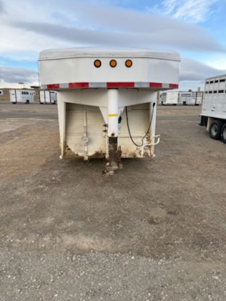 Used 2001 Titan Trailer 24' Stock Trailer