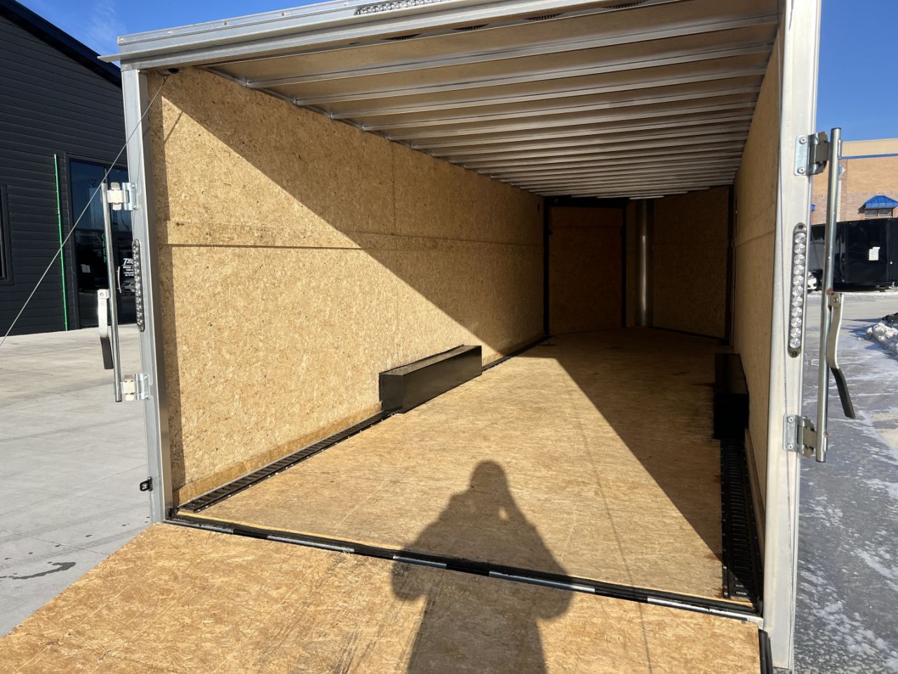 Used 2022 R&M Manufacturing 829 drive out Cargo / Enclosed Trailer