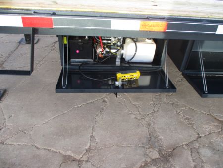 New 2026 Titan Trailer Flatbed Flatbed Trailer 8'6 X 33