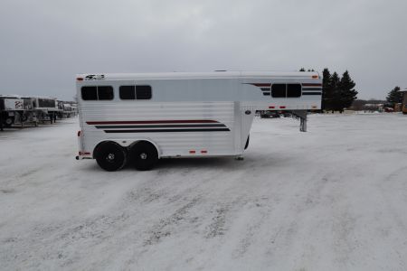 Used 2002 4-Star Trailers 2 Horse GN Trailer