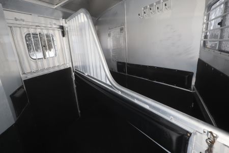 Used 2002 4-Star Trailers 2 Horse GN Trailer