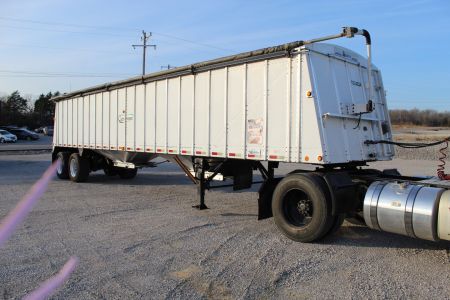 Used 2015 Merritt TANKER Equipment Trailer