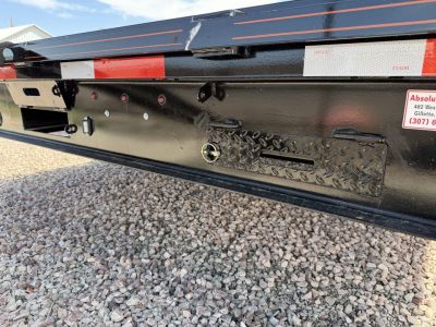New 2026 Ironman Trailers 16DOGN30 Deckover Trailer