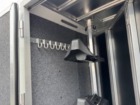 New 2026 Bar-M Trailers ES-30-SL Horse Trailer