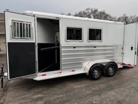 New 2026 Bar-M Trailers ES-30-SL Horse Trailer