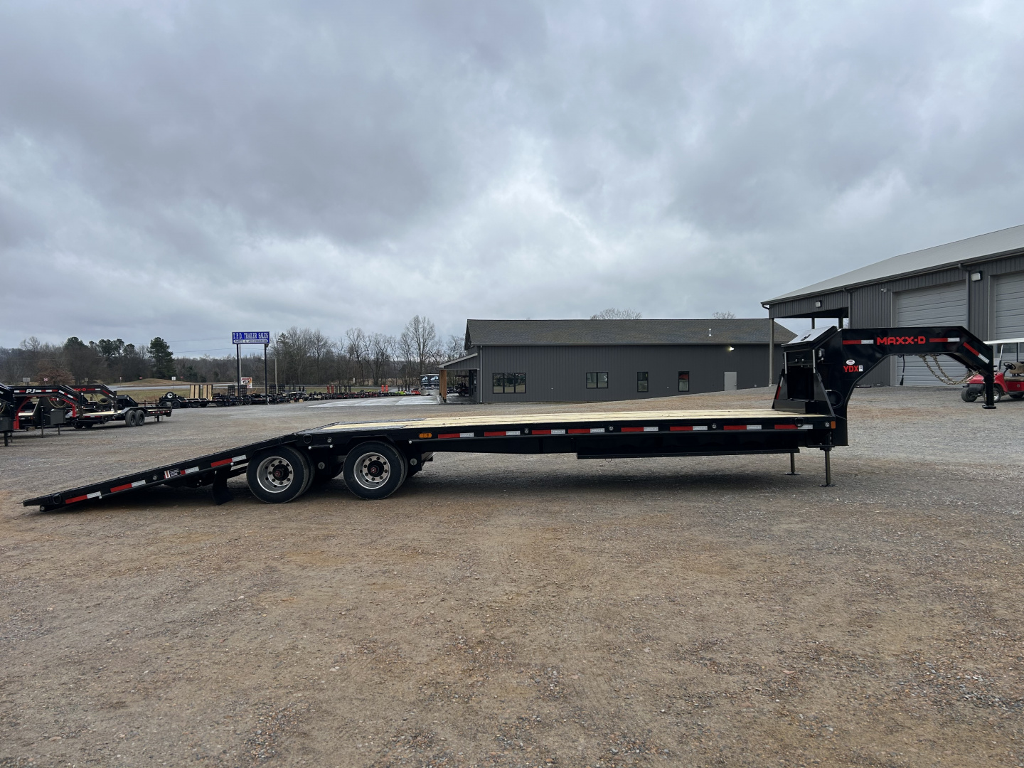 New 2026 MAXXD Gooseneck Trailer | 34' x 102' 30K GVWR