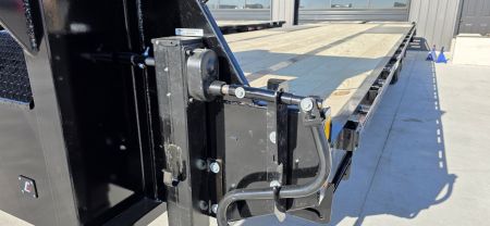 New 2026 Liberty LF25K 32' 12K AXLES Deckover Trailer