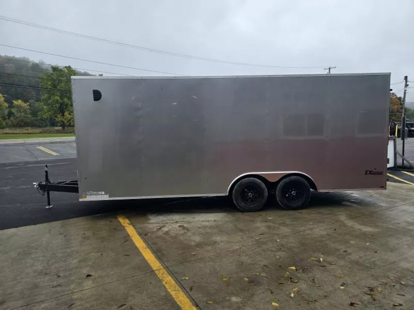 2025 9.9K Enclosed Cargo Trailer photo 5