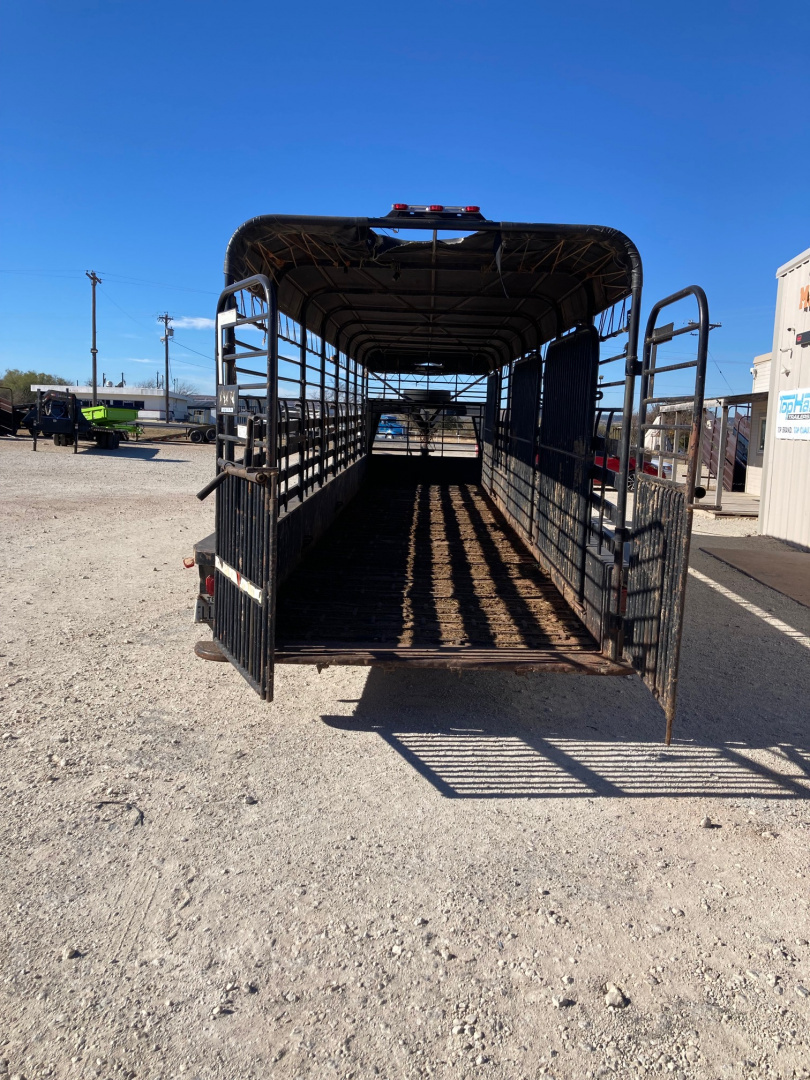 2003 21K Horse Livestock Trailer photo 6