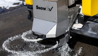 New SnowEx 1.5CY Renegade Helixx P150A Poly Hopper Salt Spreader **w/Lid, Inverted V, & Helixx Auger**Includes Installation