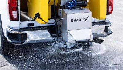 New SnowEx 1.5CY Renegade Helixx P150A Poly Hopper Salt Spreader **w/Lid, Inverted V, & Helixx Auger**Includes Installation