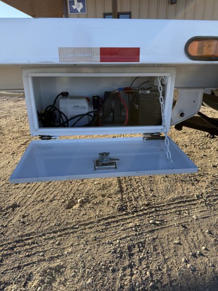 Used 2023 PJ Trailers HYDRUALIC DOVETAIL FLATBED