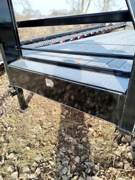 New 2024 Delta Mfg 25+5 Gooseneck Deckover Trailer