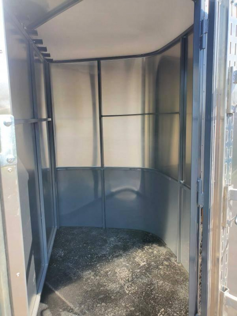 New 2025 Maverick 13' 2 Horse Trailer