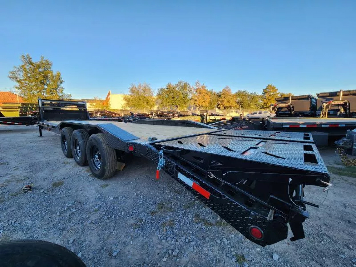 New 2026 Iron Bull Low Boy Equipment Trailer Gooseneck Triple Axles With Drive Over Fenders 21k Gvwr