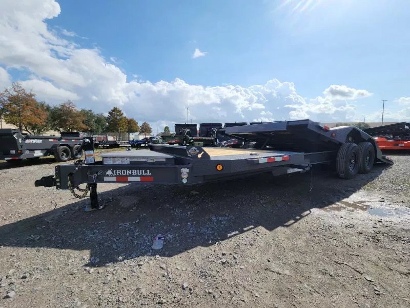New 2026 Iron Bull 102"x22' Drive Over Fenders TWB Package Tilt Trailer