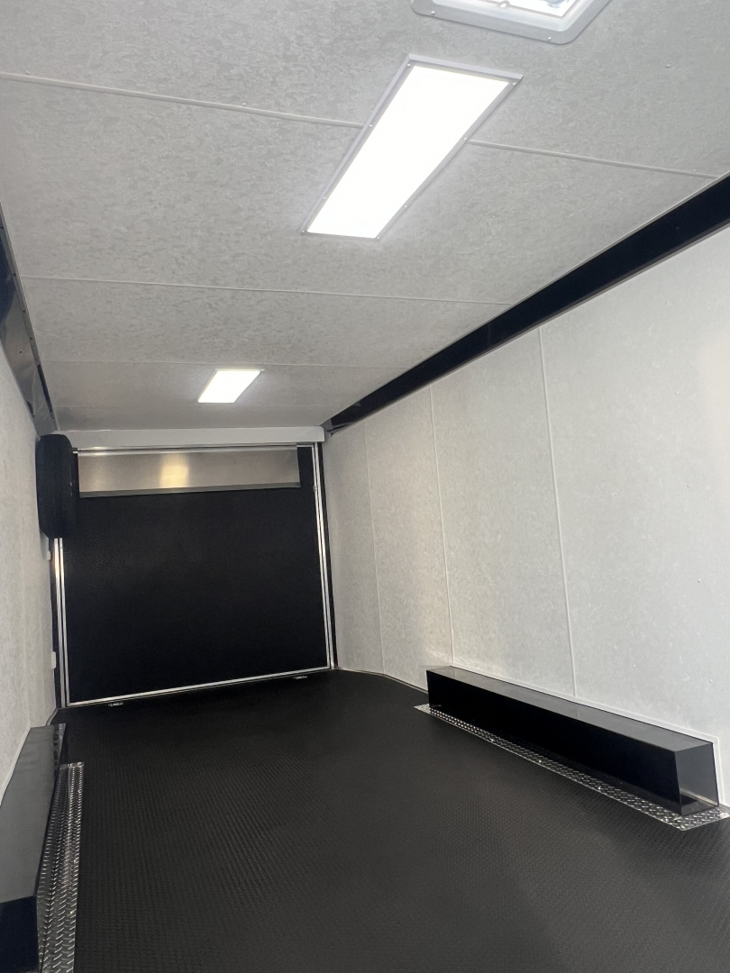 New 2026 Vintage 32’ Tag Race Trailer