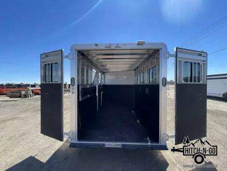 New 2025 Frontier Strider Series 3 Horse Slant Horse Trailer