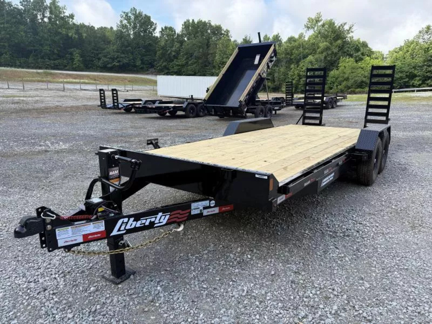New 2026 Liberty Le Equipment Trailer stand up ramps