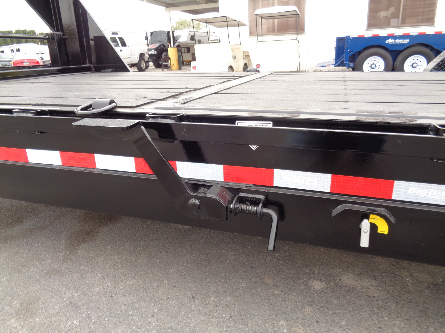 New 2026 BIG TEX Trailers * 16TL-22GN * 22Ft Super Duty Tilt Bed Gooseneck Equipment Trailer