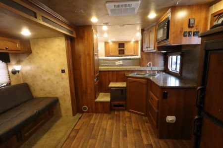 Used 2015 Lakota 3 HR LQ Horse Trailer