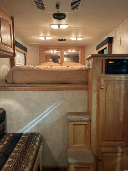Used 2007 Bison Trailers 3 Horse 8'6" Living Quarter Horse Trailer